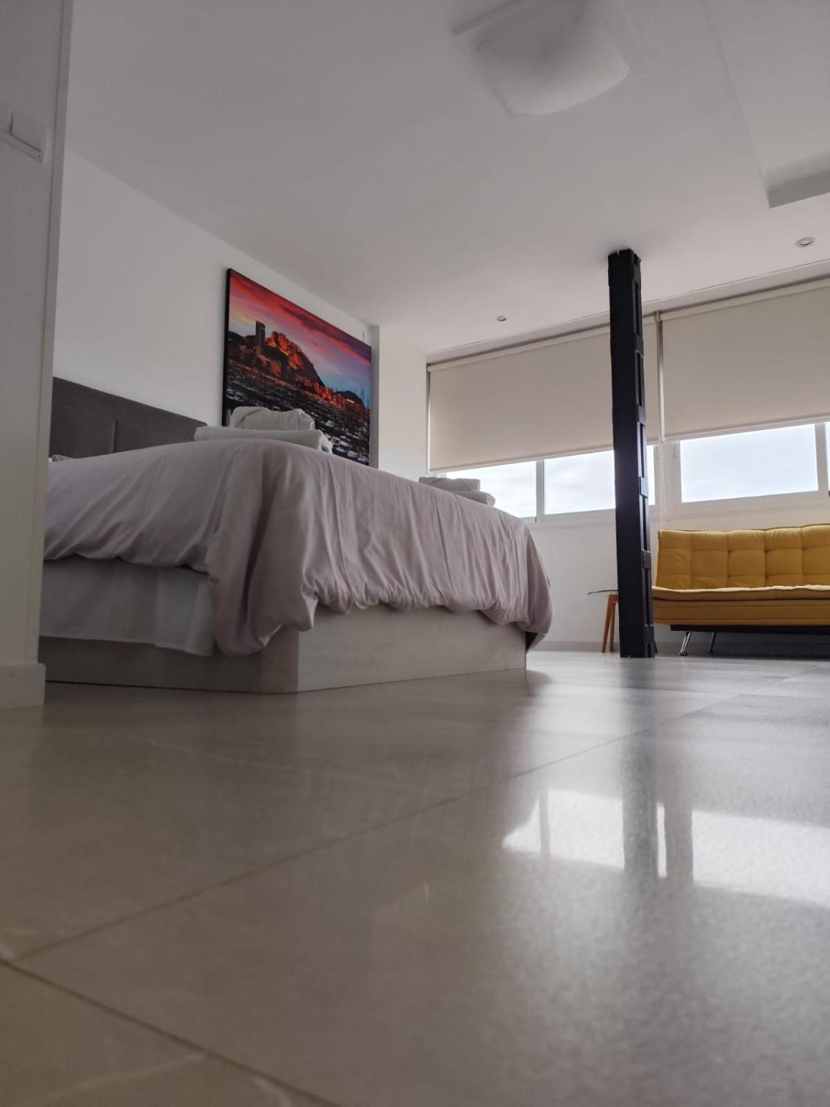 Apartment In City Center Alicante Exterior foto